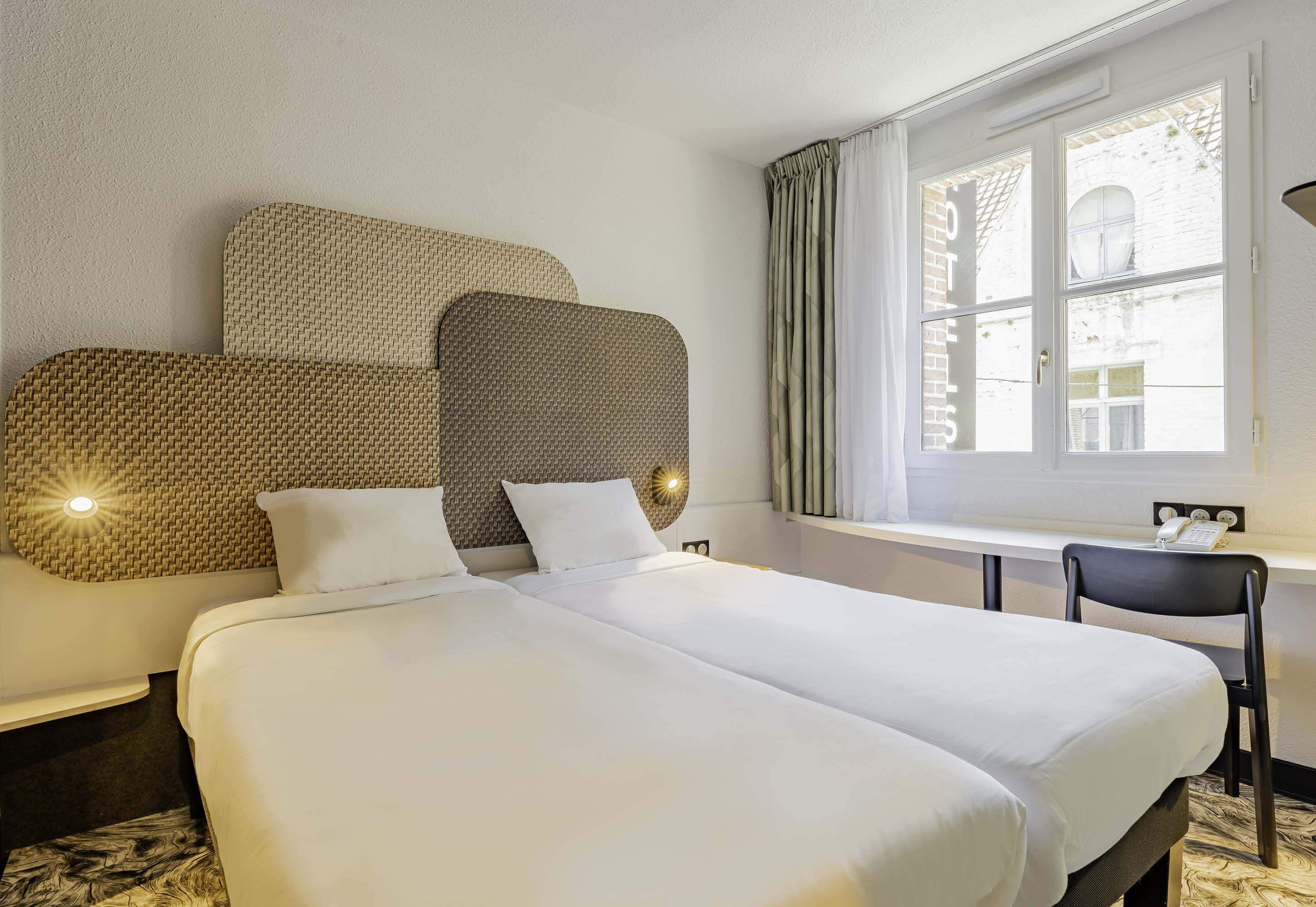 Standard Twin Room,1445618053:JPEG
